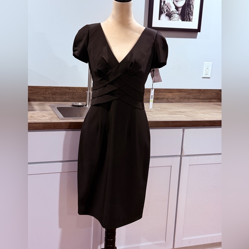 Calvin Klein Black V-Neck Midi Dress size 4 - Picture 1 of 11